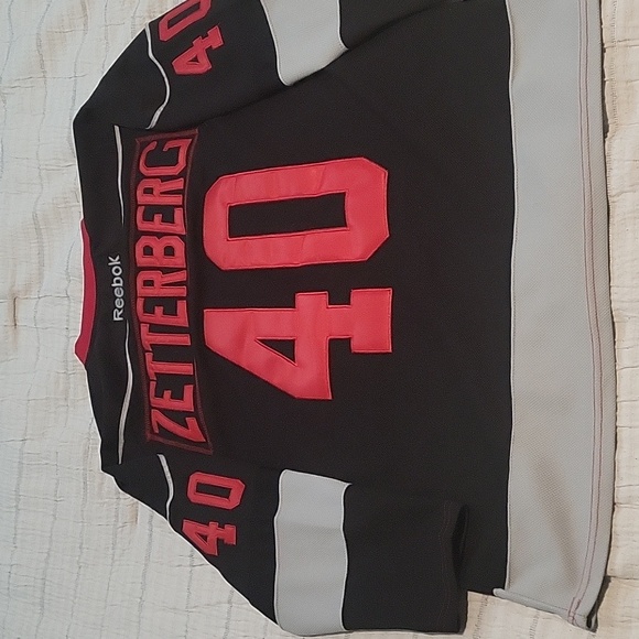Reebok  Detroit Redwings Zetterberg Jersey - Picture 5 of 5
